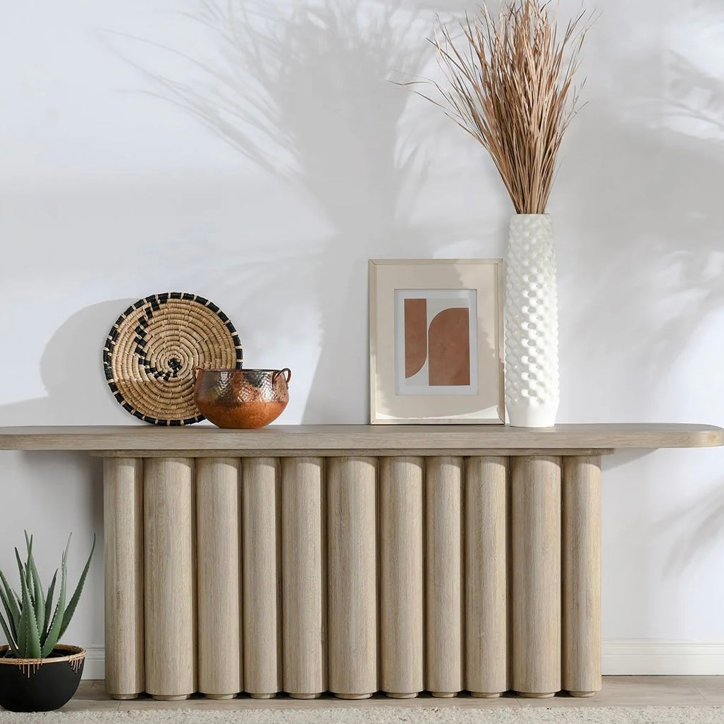 Entryway Furniture Ideas for a Warm, Polished First Impression