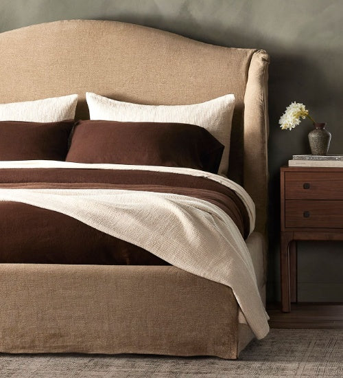 Bedroom Makeover: Tips for Creating a Luxurious Retreat