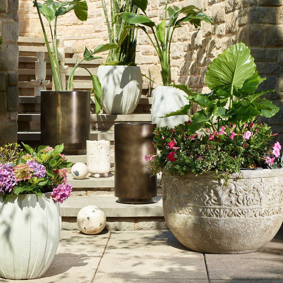 Outdoor Planters & Stands at ZIN Home