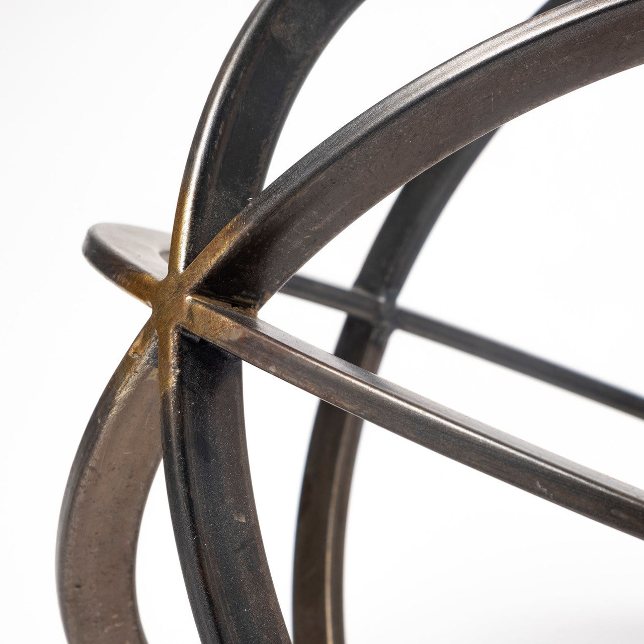 Galenna III (Large) 10L x 10W Black Metal Circular Decorative Orb