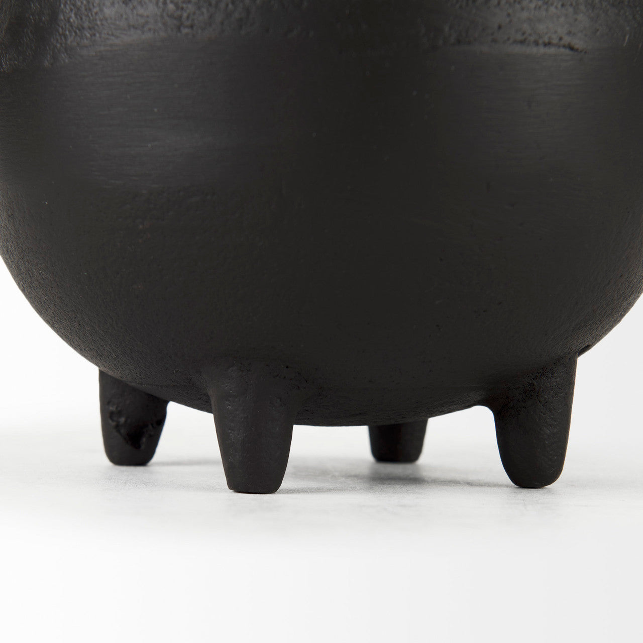 Cyrus Black Two handled Vase Decorative Object