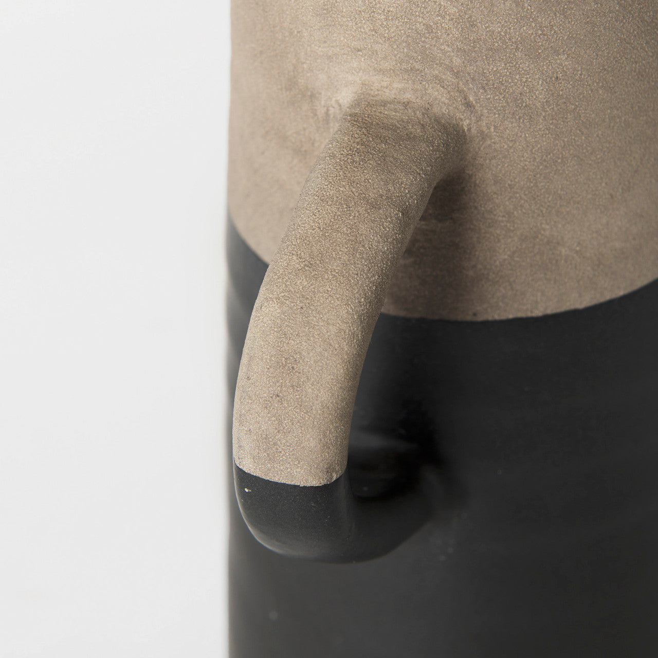 Garand Small 13H Two-Toned Black/Natural Ceramic Jug