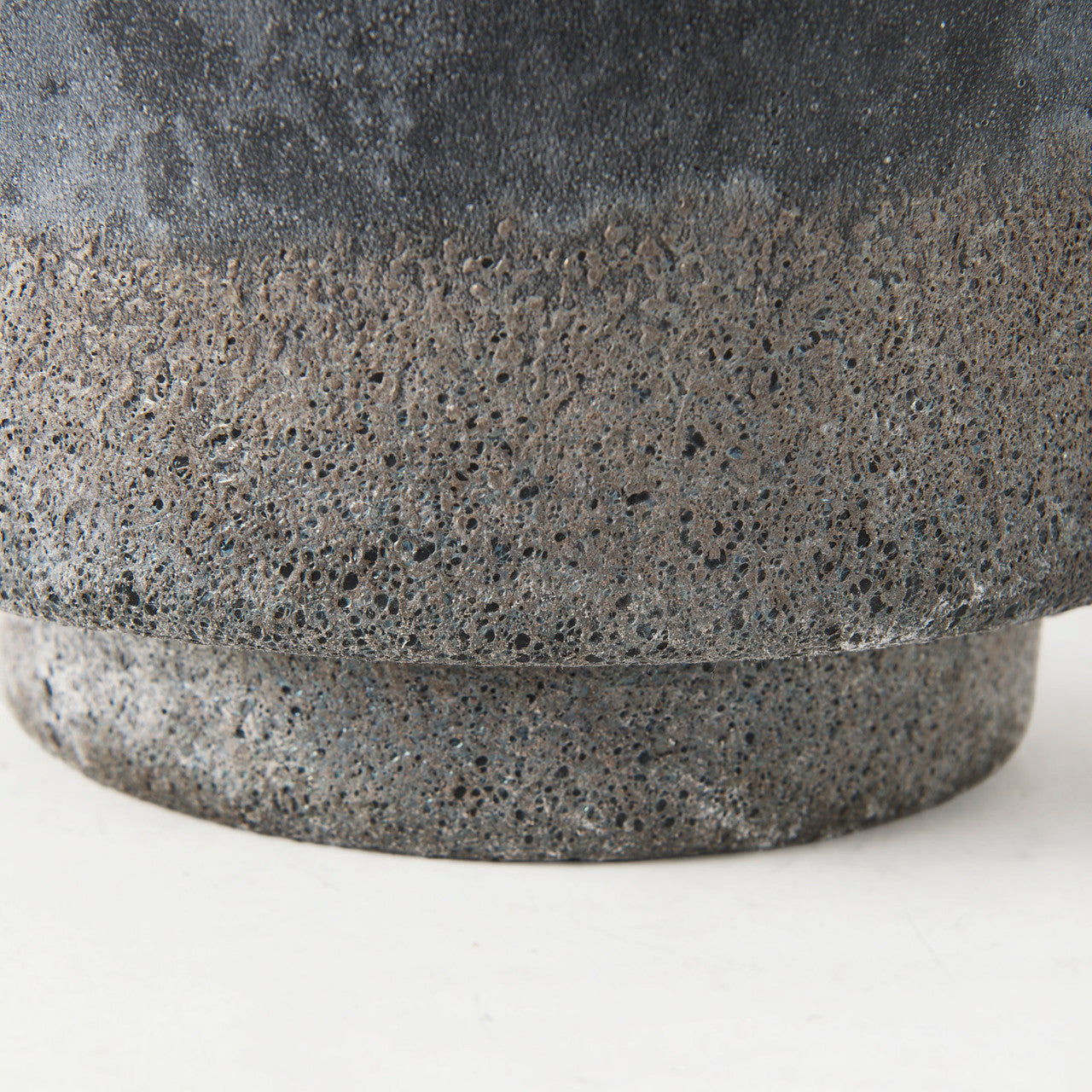 Squally 8.0L x 8.0W x 8.6H Black/Brown Glass Ombre Textured Vase