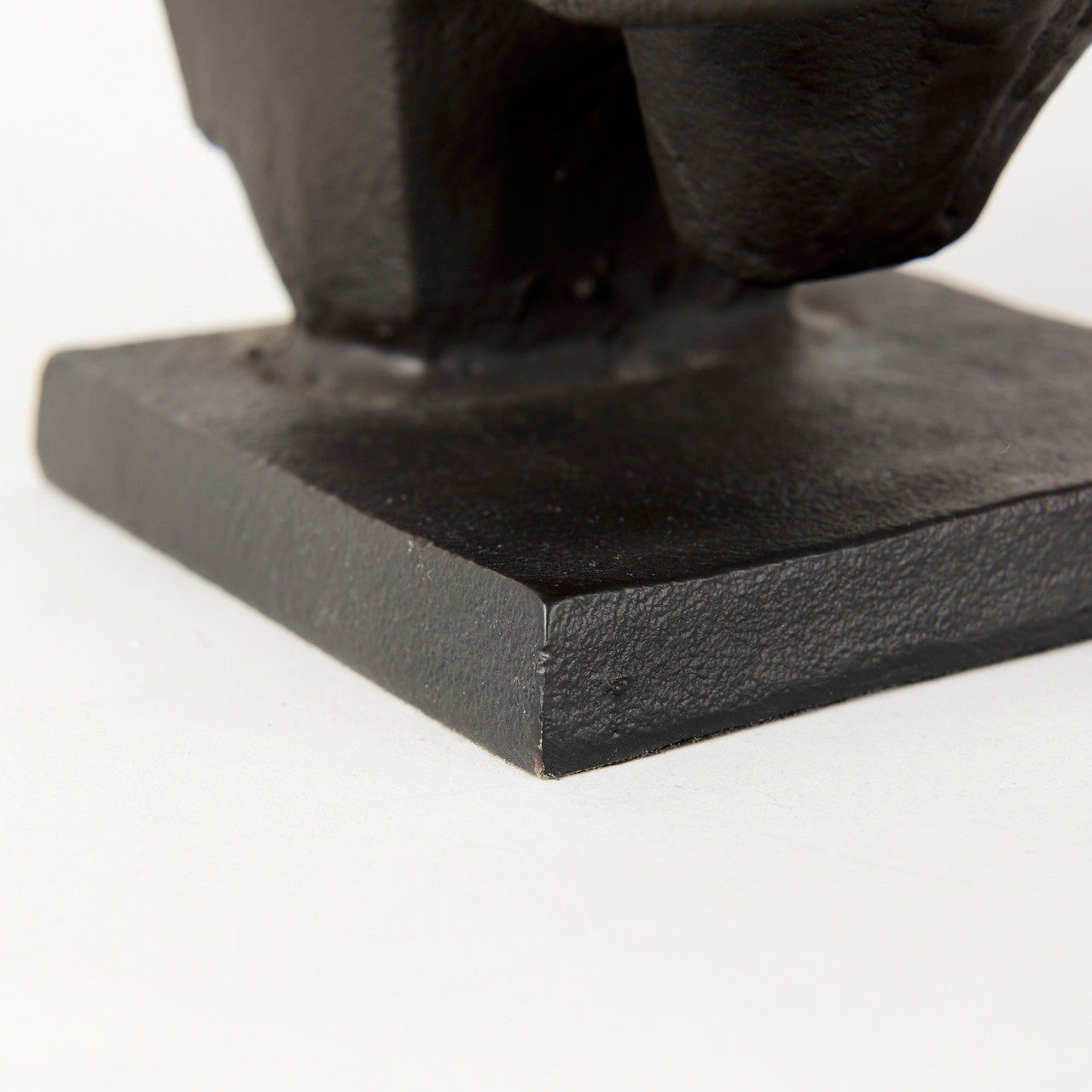 Tauro III (Set of 2) 10L x 5W Black Cast Aluminum Raging Bull Bookends