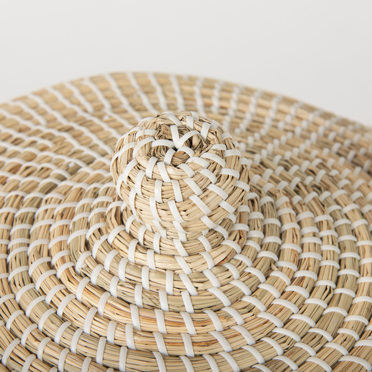 Olivia 15.7L x 15.7W x 17.3H Set of 3 Beige Seagrass Basket W/Lid and Handles