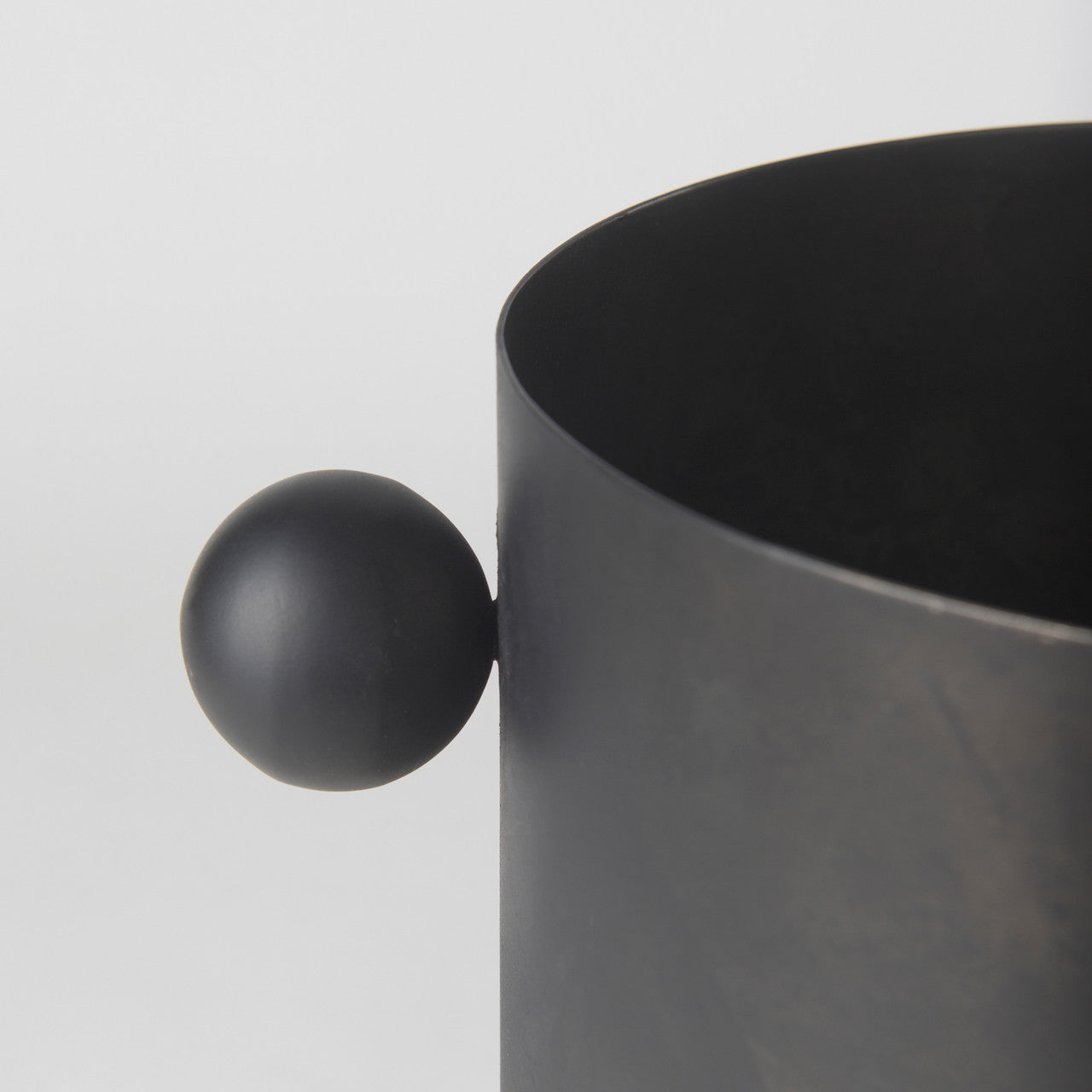Juno 8.5H Large Black Iron Vase