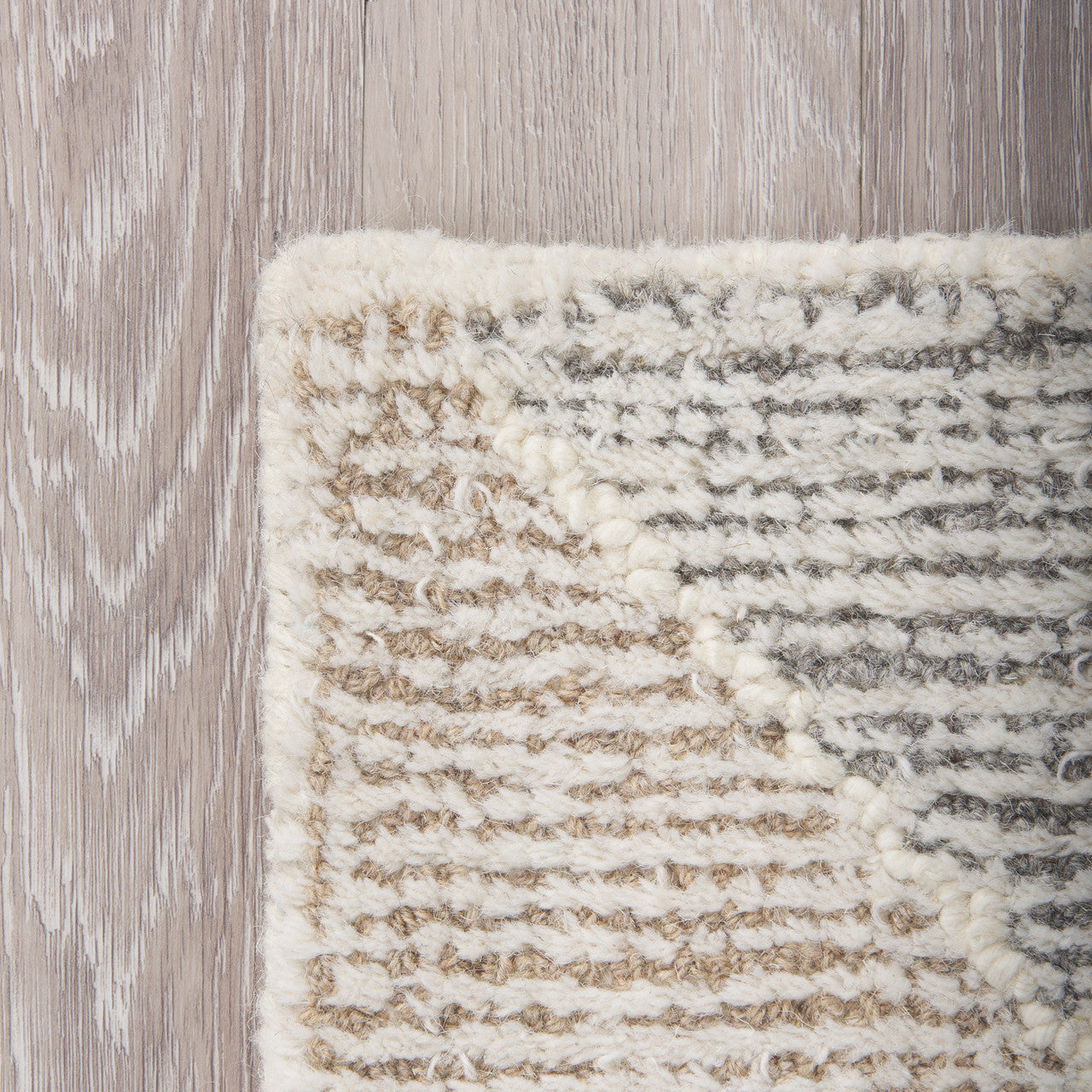 Kolt 5x8 Neutral Geometric Patterned Wool Area Rug