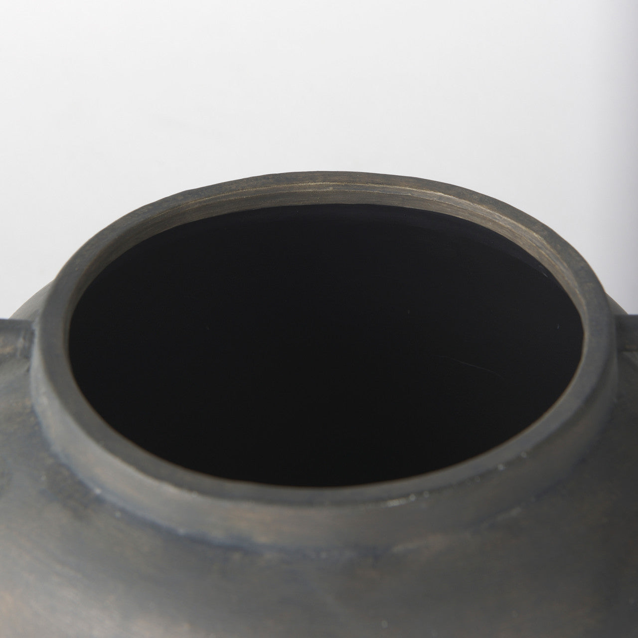 Kilian Short Brown-Gray Double Ear Vase