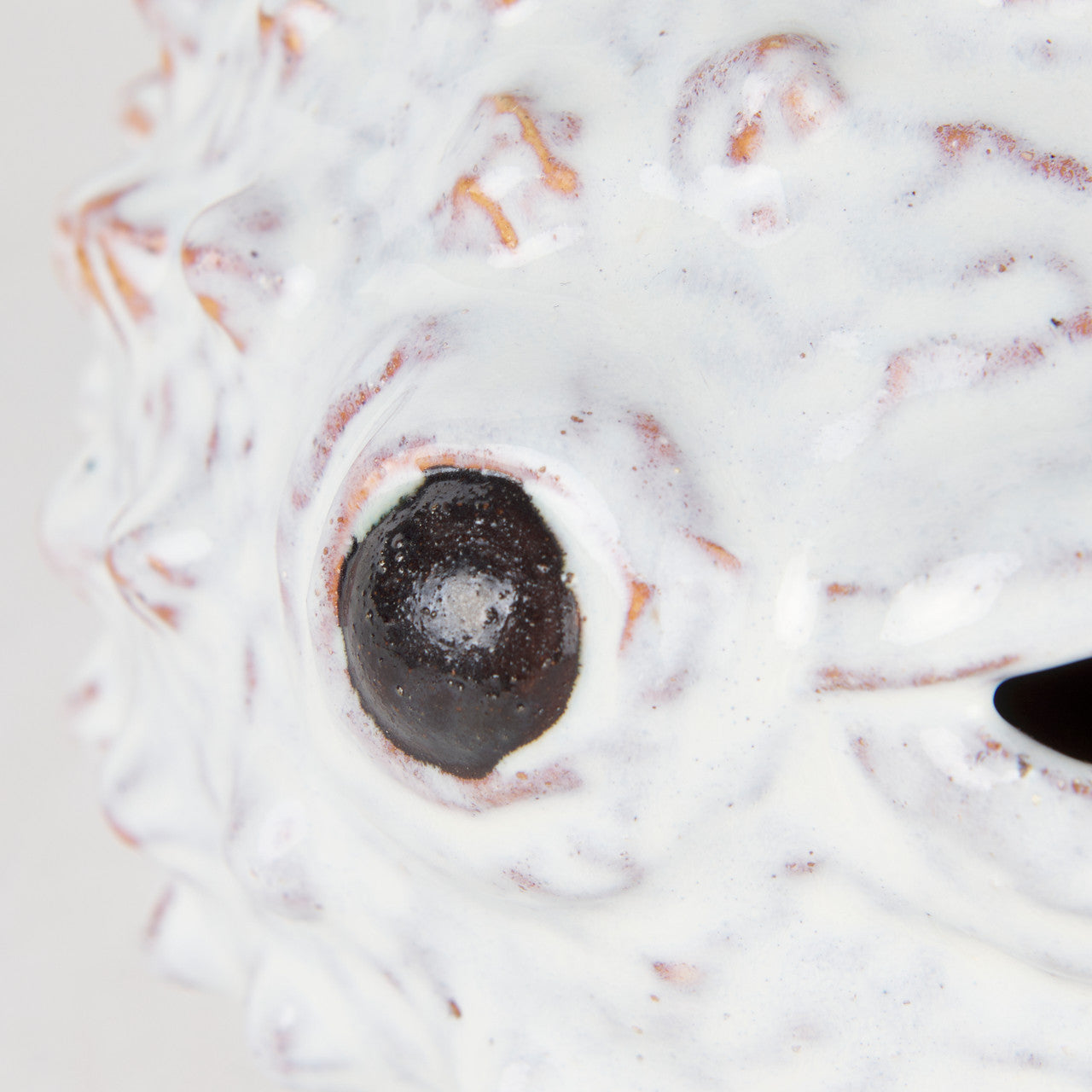Spike II (Large) 10L x 6W Off-White Ceramic Puffer Fish