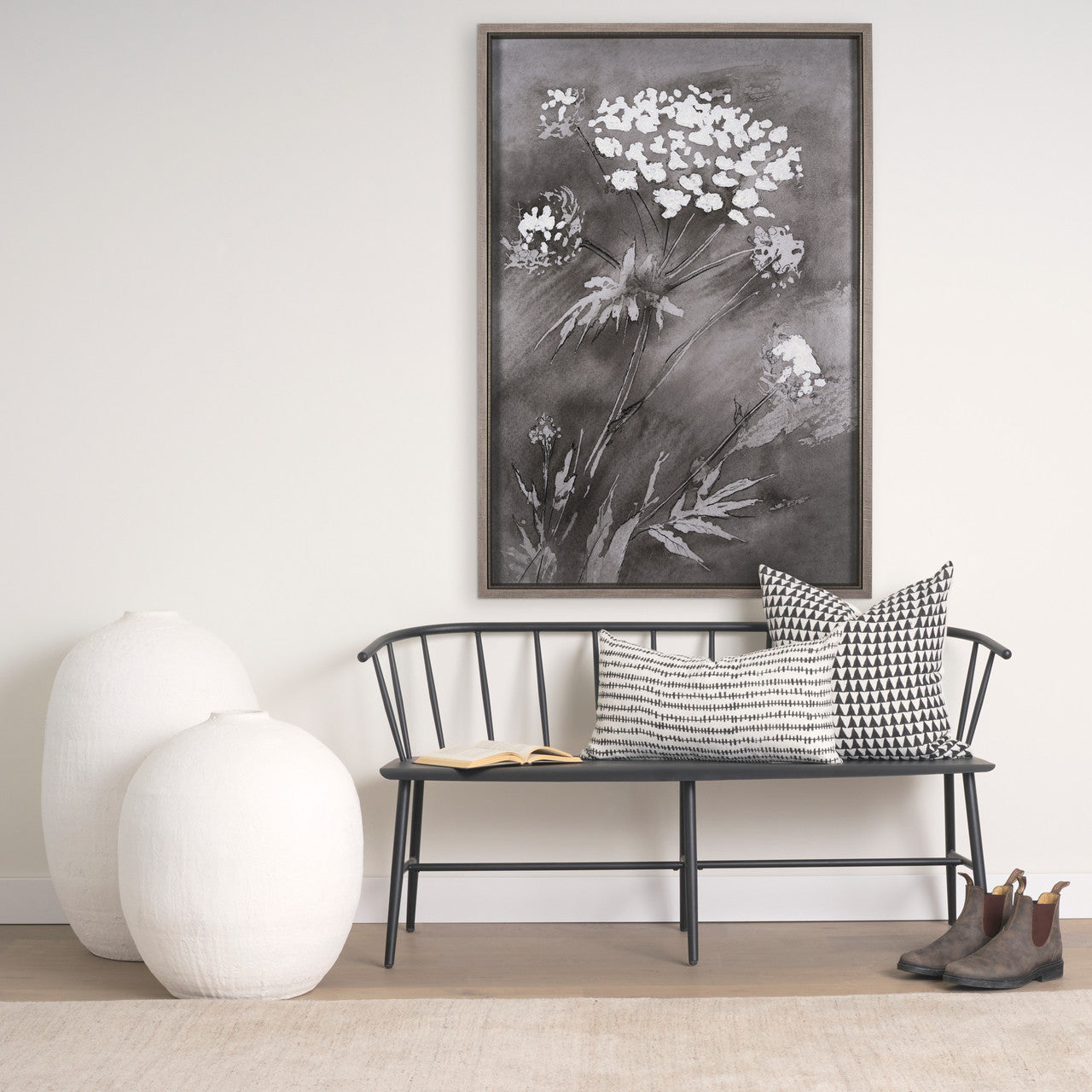 Karakum I Short White Textured Ceramic Vase