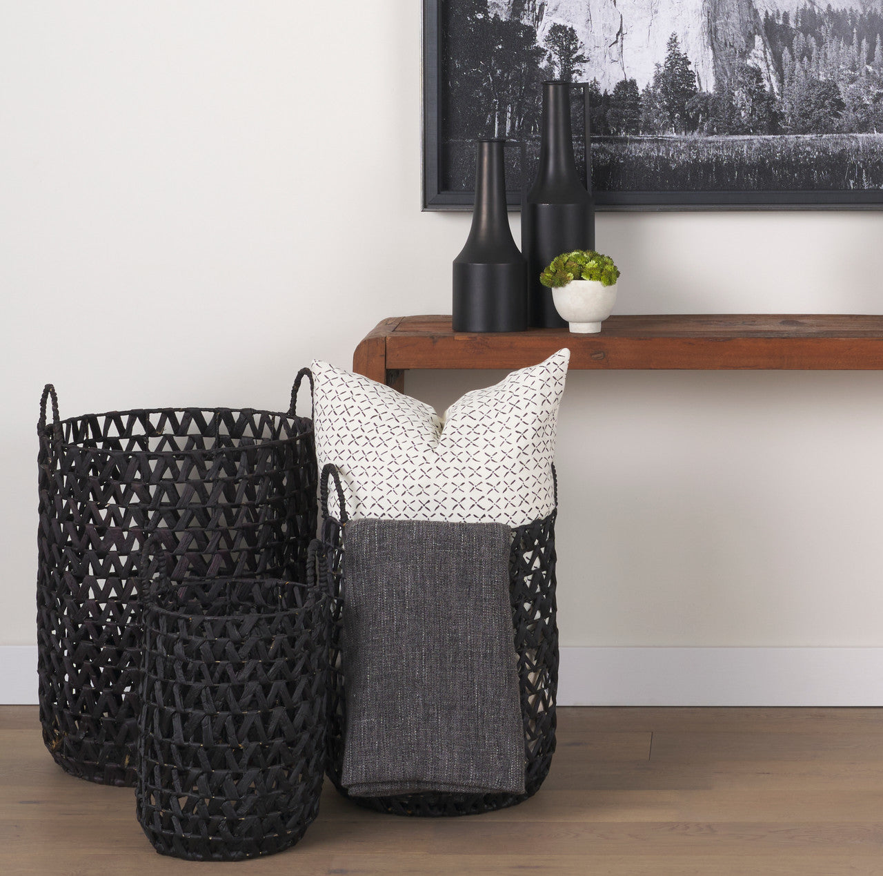 Lola 19.7L x 19.7W x 23.6 Set of 3 Black Water Hyacinth Zig Zag Weave Round Basket W/ Handles