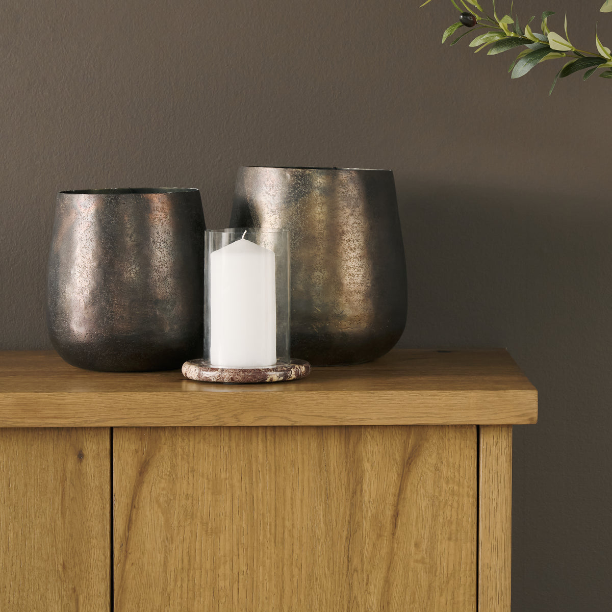 Bordo Red Marble w/ Glass Hurricane Candle Holder