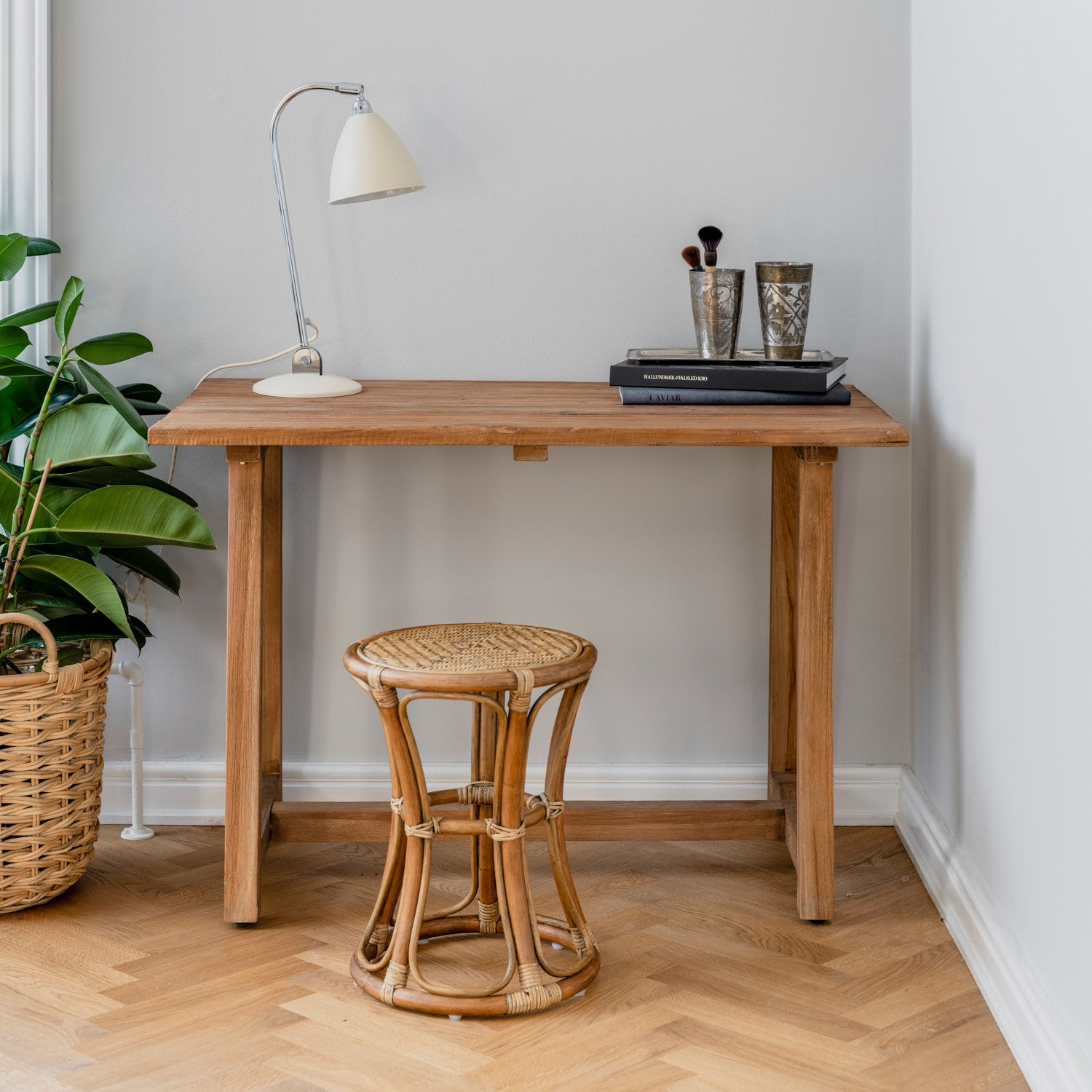 Lucas Teak Desk by Sika Design - view 2