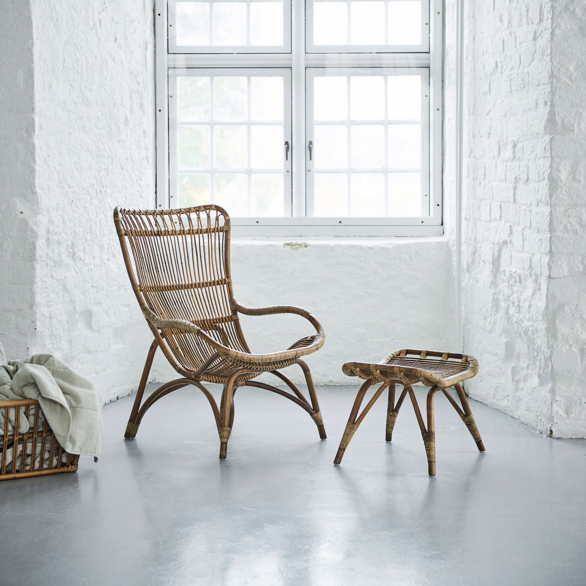 Monet Lounge Chair by Sika Design - view 14