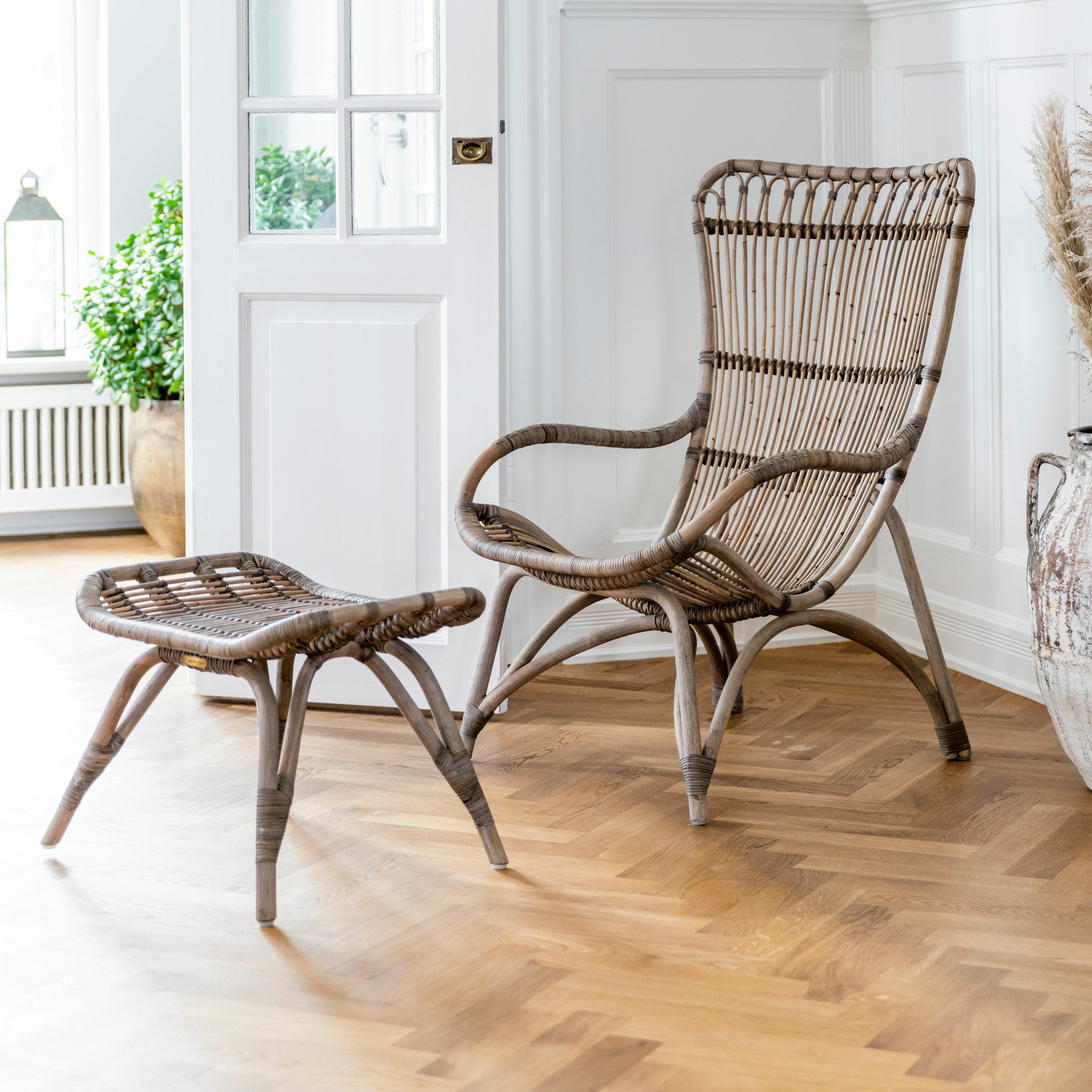 Monet Lounge Chair by Sika Design - view 21
