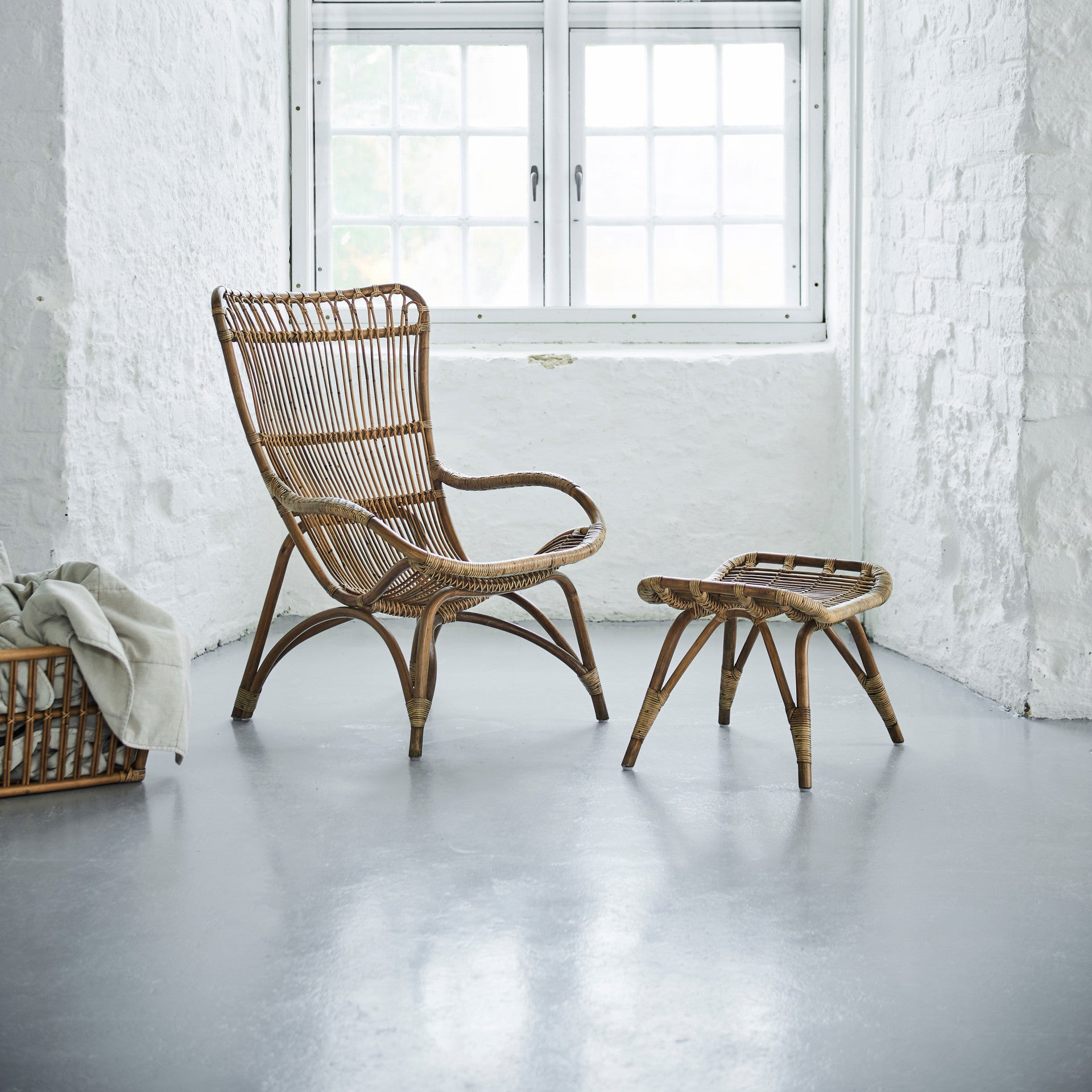 Monet Foot Stool by Sika Design - view 4