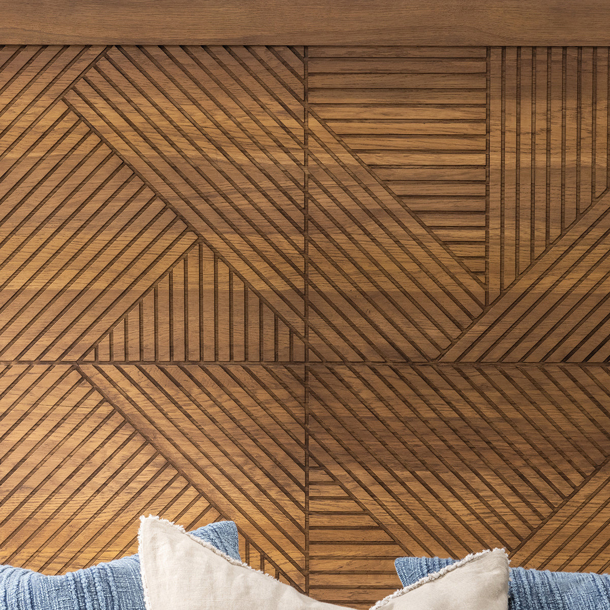 Santa Clara Solid Wood Bed - Caramel Brown - Queen