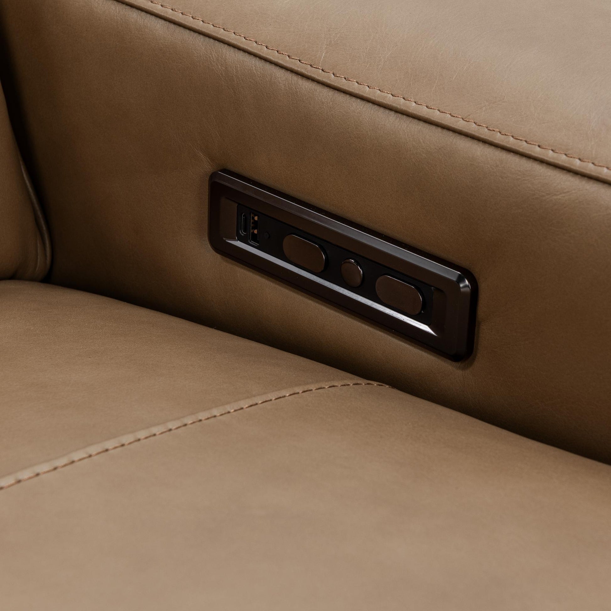 Kadon Reclining Sofa - Tan