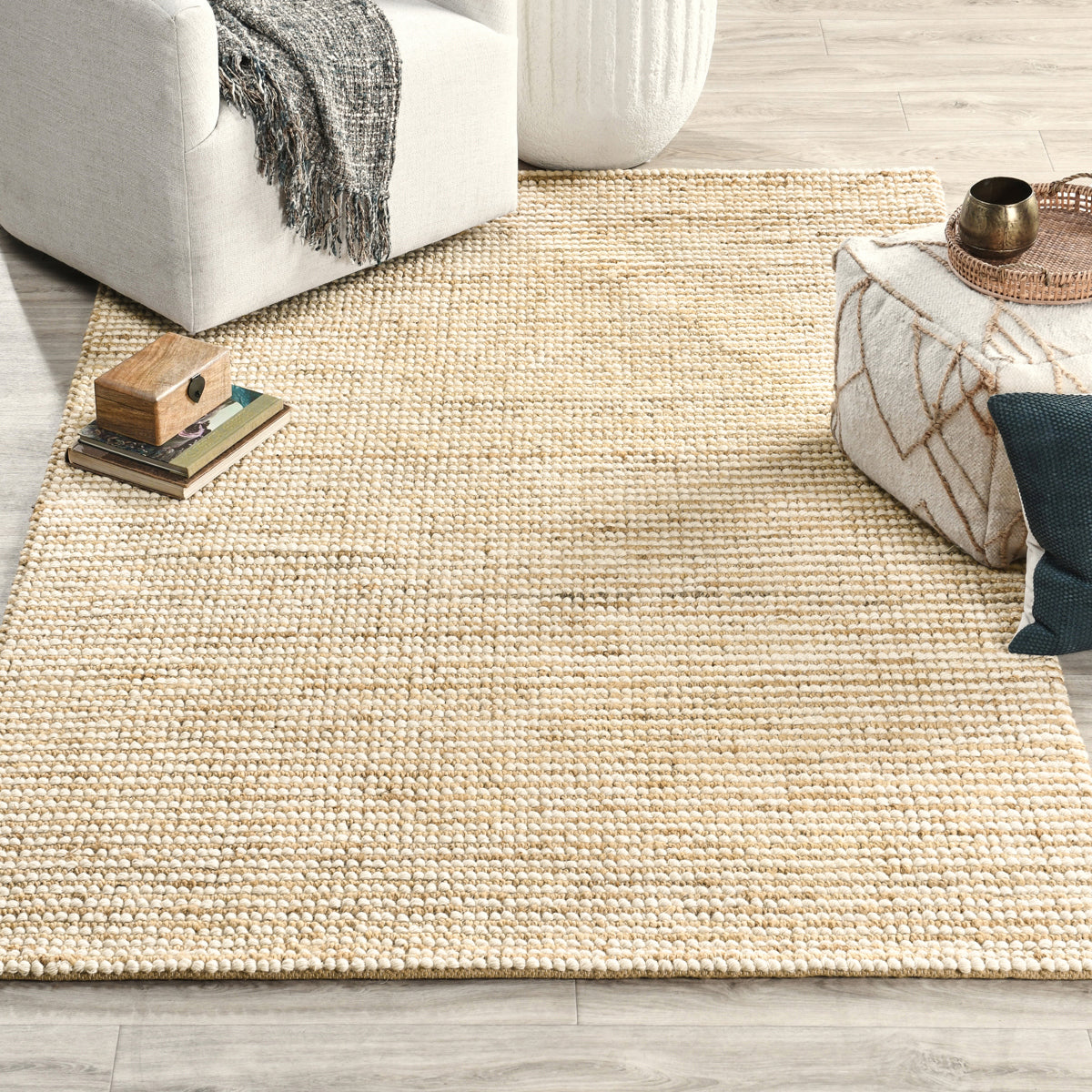 Valencia Rug - Ivory - 2'x3'