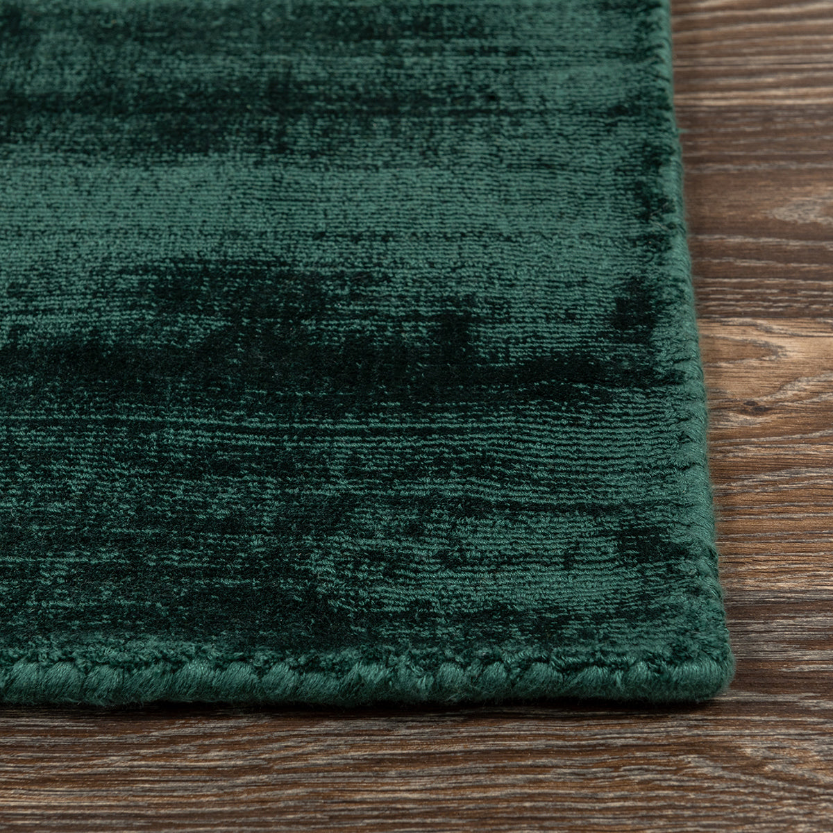 Berlin Distressed Rug - Emerald - 2'x3'
