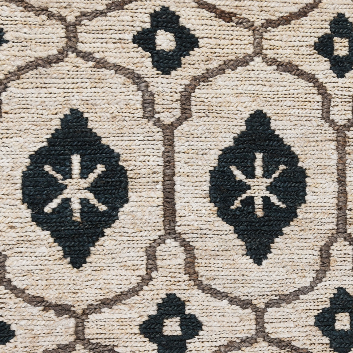 Tanami Soumak Rug - Ivory Multi - 2'x3'