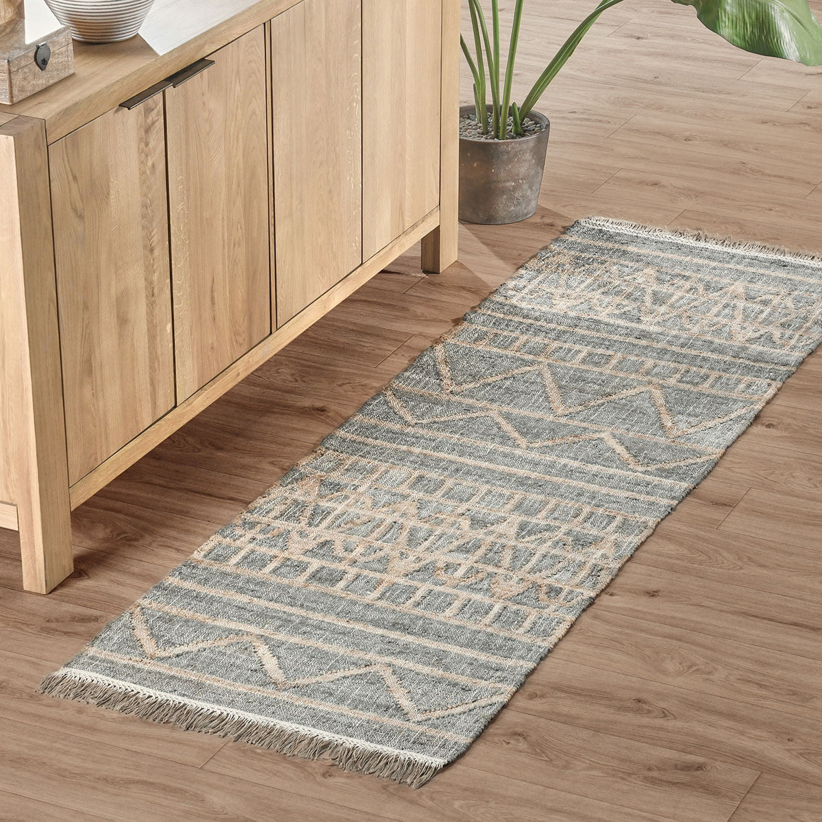 Kingston Distressed Rug - Spa Blue - 2.6'x8'