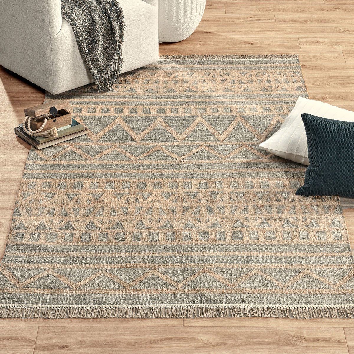 Kingston Distressed Rug - Spa Blue - 2.6'x8'