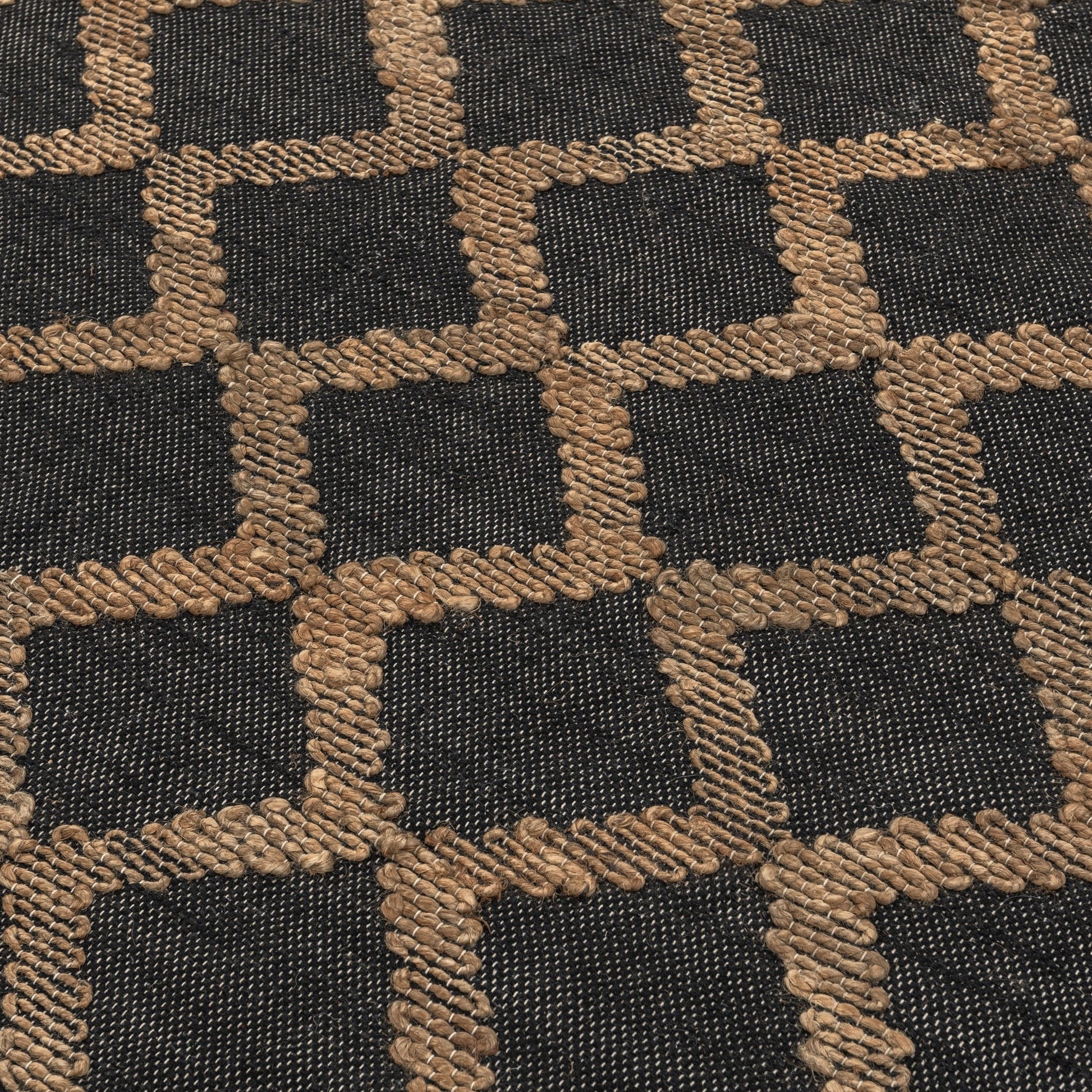 Gobi Rug - Black/Natural - 2'x3'