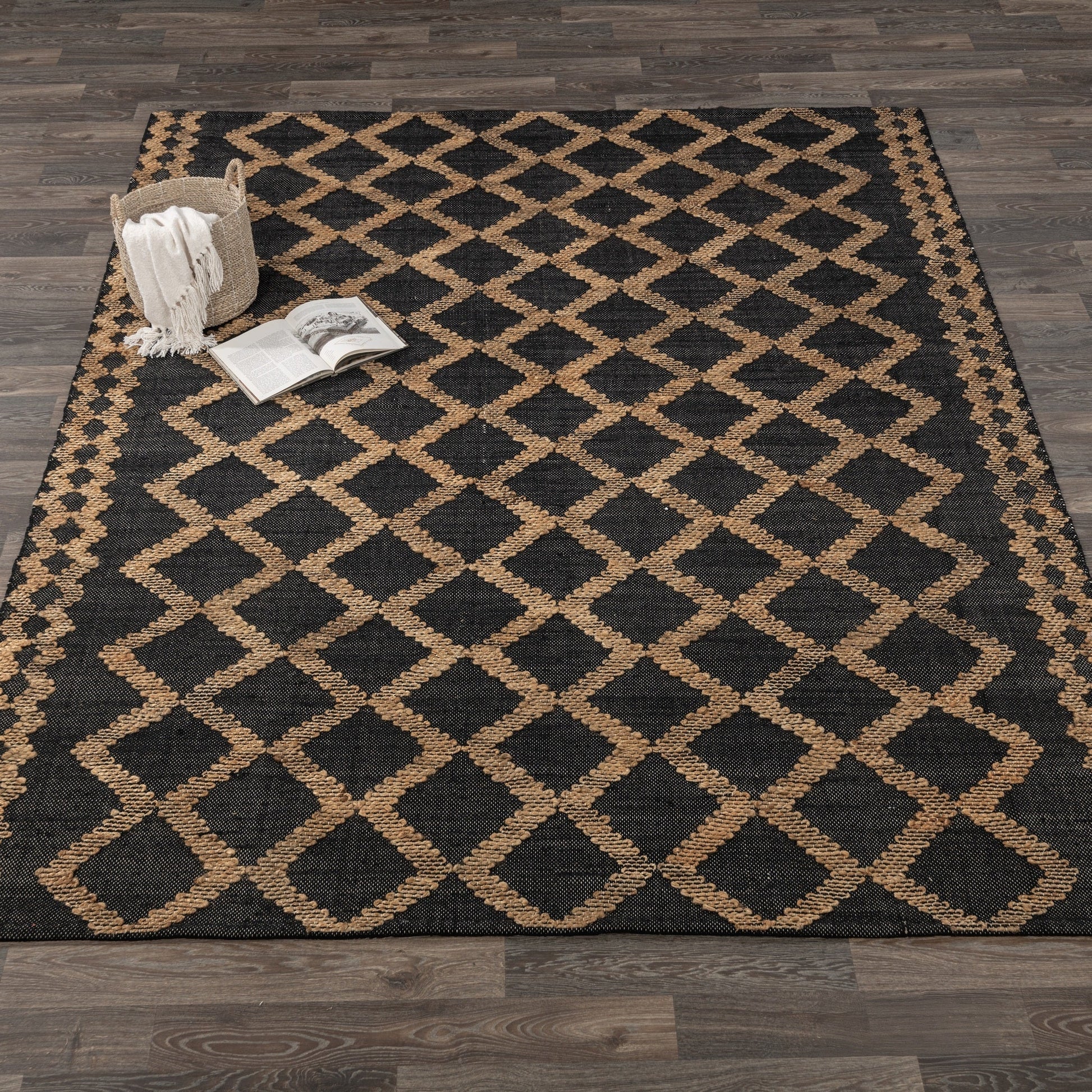 Gobi Rug - Black/Natural - 2'x3'