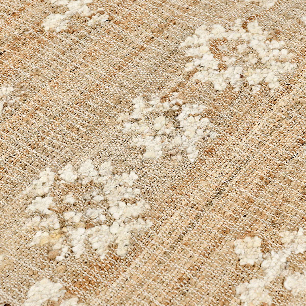Raposa Rug - Natural/Ivory - 2'x3'
