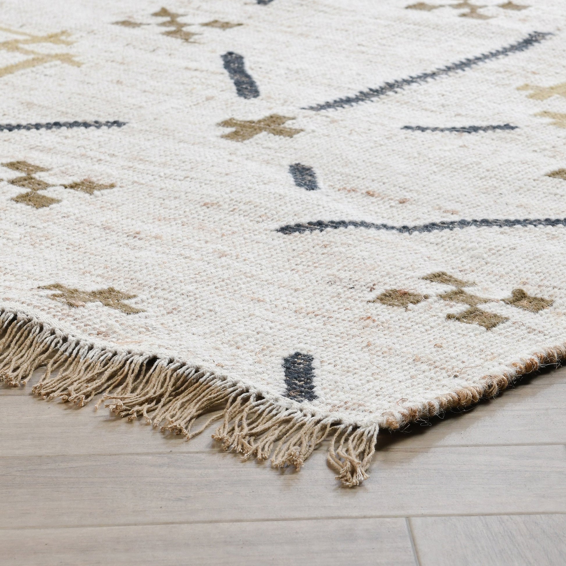 Belfast Caviar Rug - Ivory Multi - 2'x3'