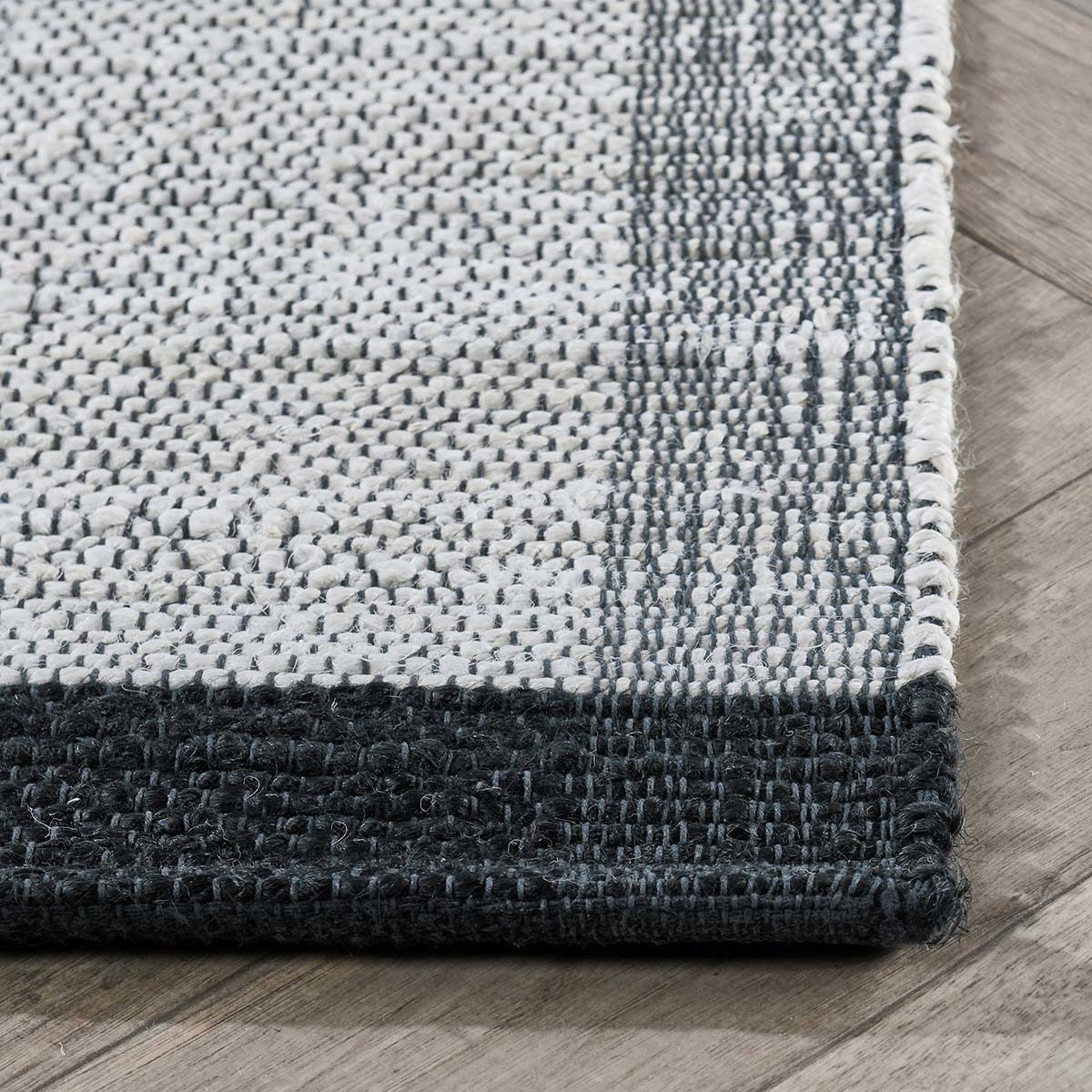 Kochi Stripe Rug - Ivory/Black - 2'x3'