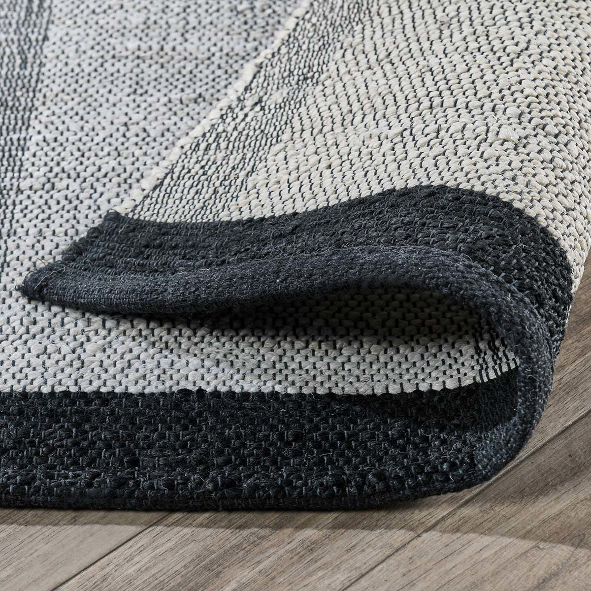 Kochi Stripe Rug - Ivory/Black - 2'x3'