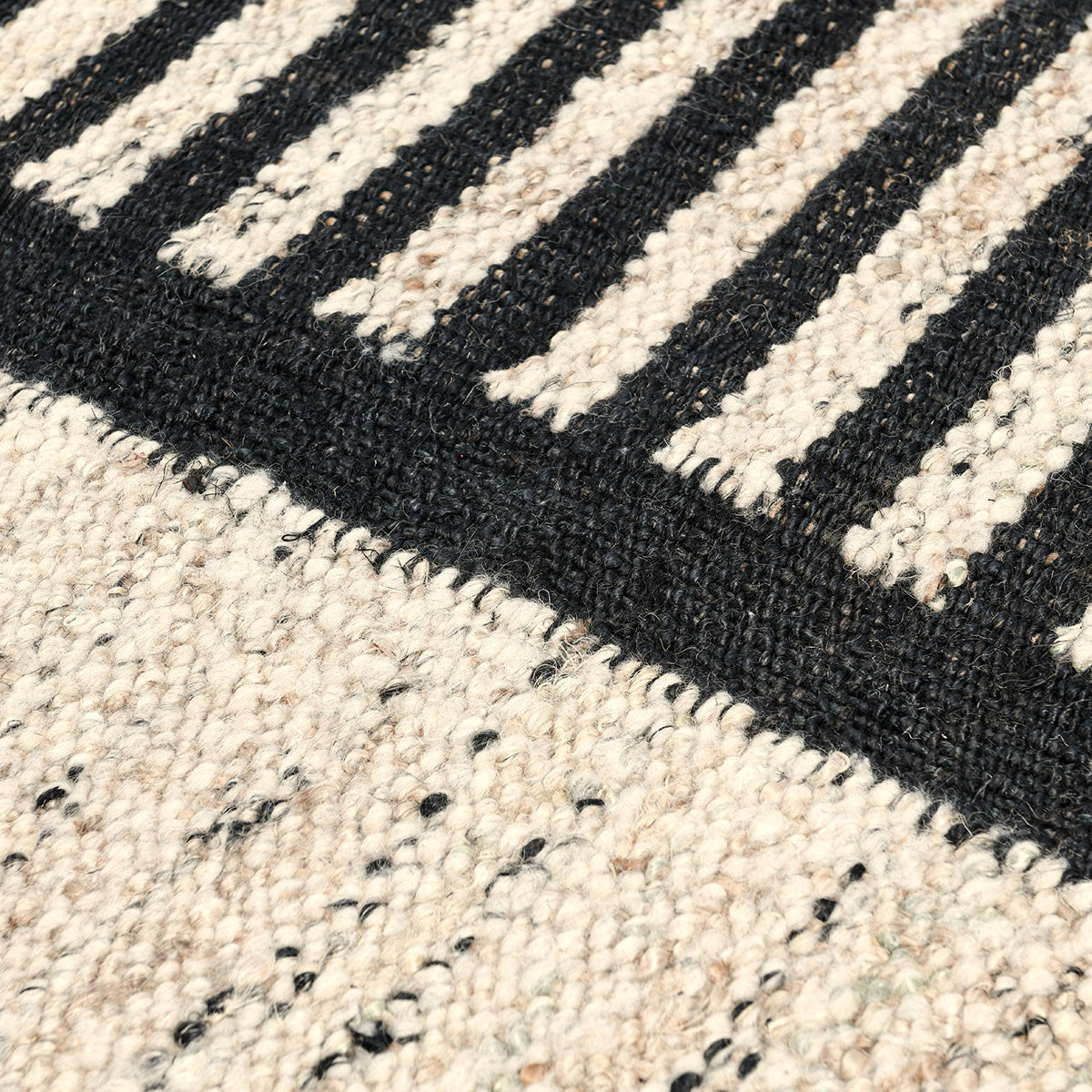 Kofu Stripe Rug - Natural/Black - 2'x3'