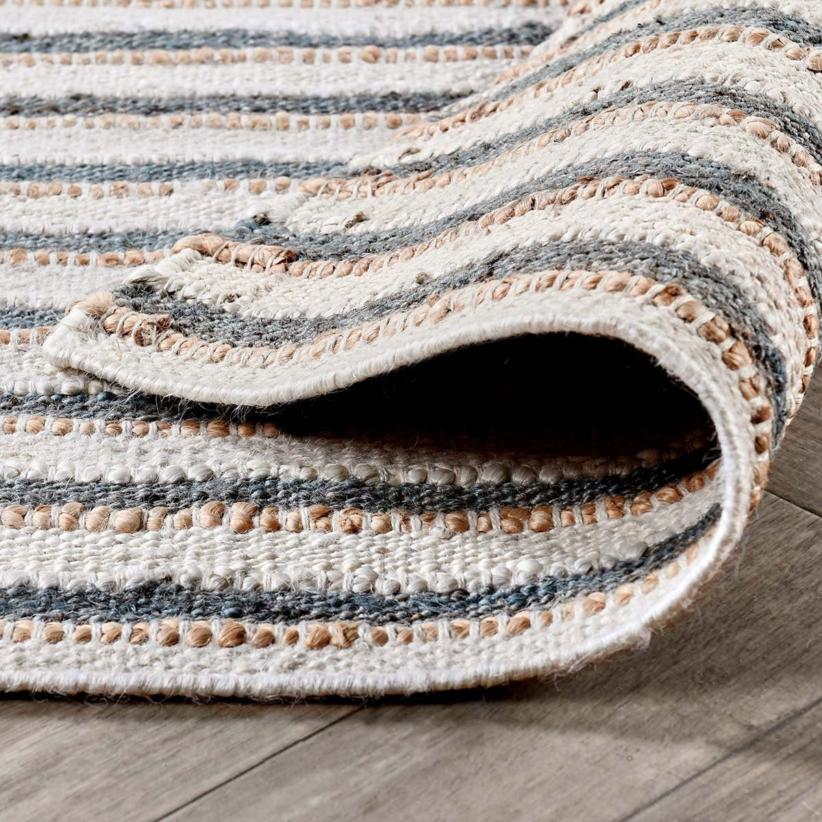 Del Mar Rug - Ivory/Aqua - 2'x3'