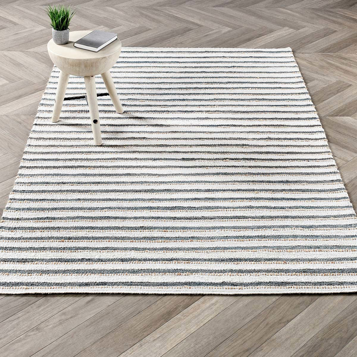 Del Mar Rug - Ivory/Aqua - 2'x3'
