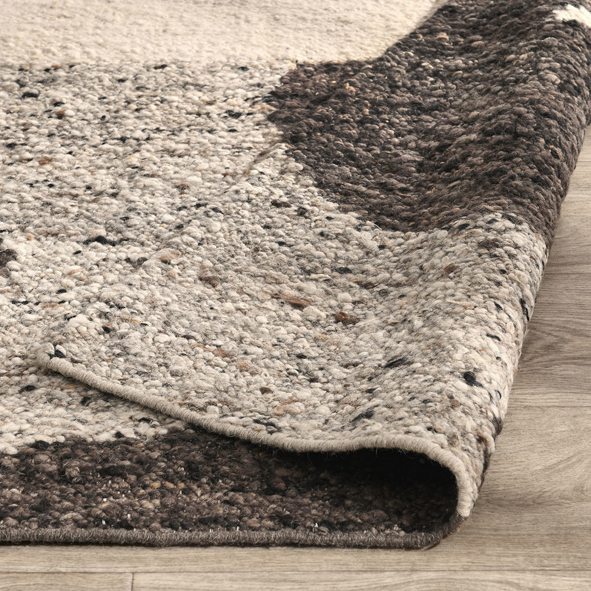 Hesperia Rug - Cedar Brown Multi - 2'x3'