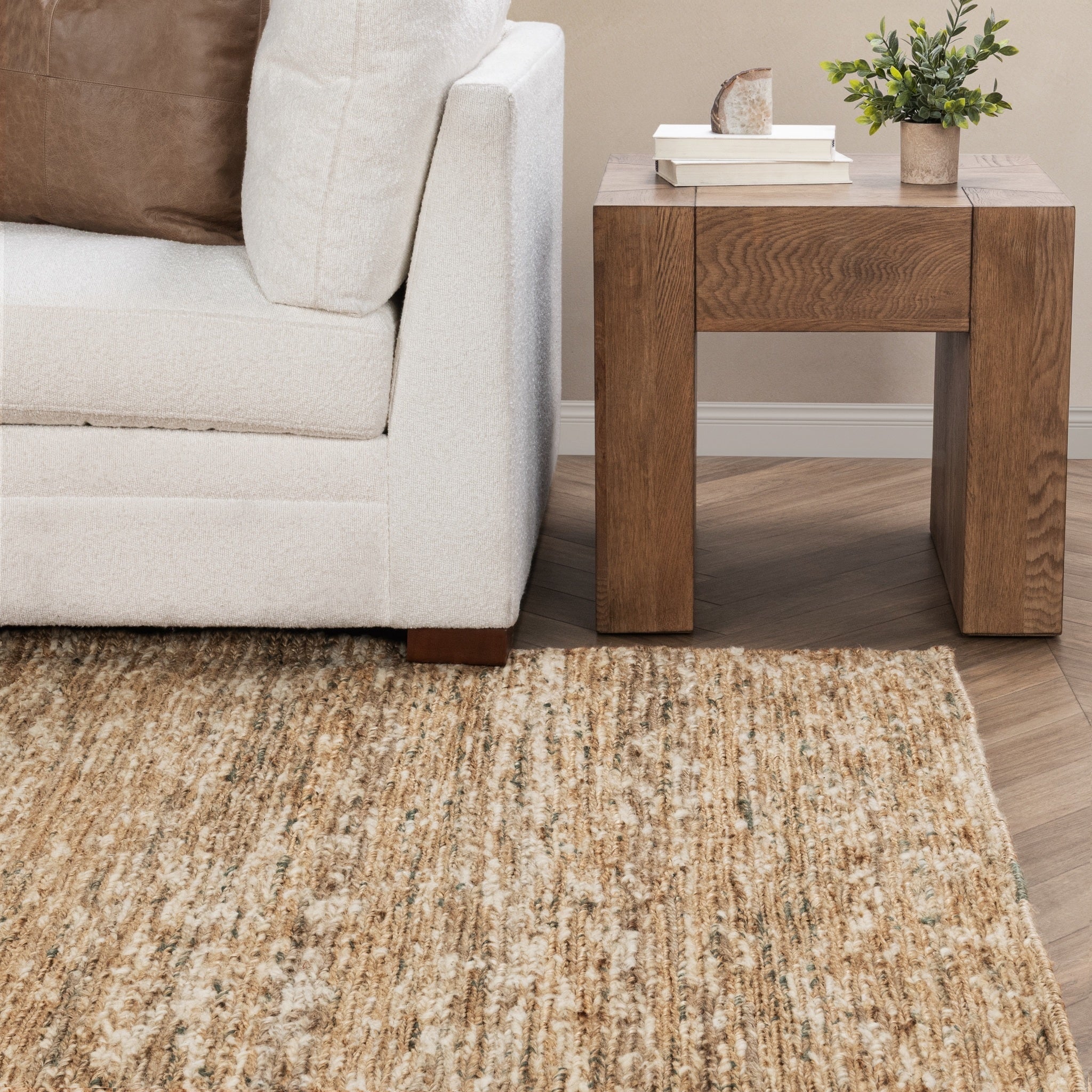Hayward Soumak Jute Rug -Natural/Green - 2'x3'