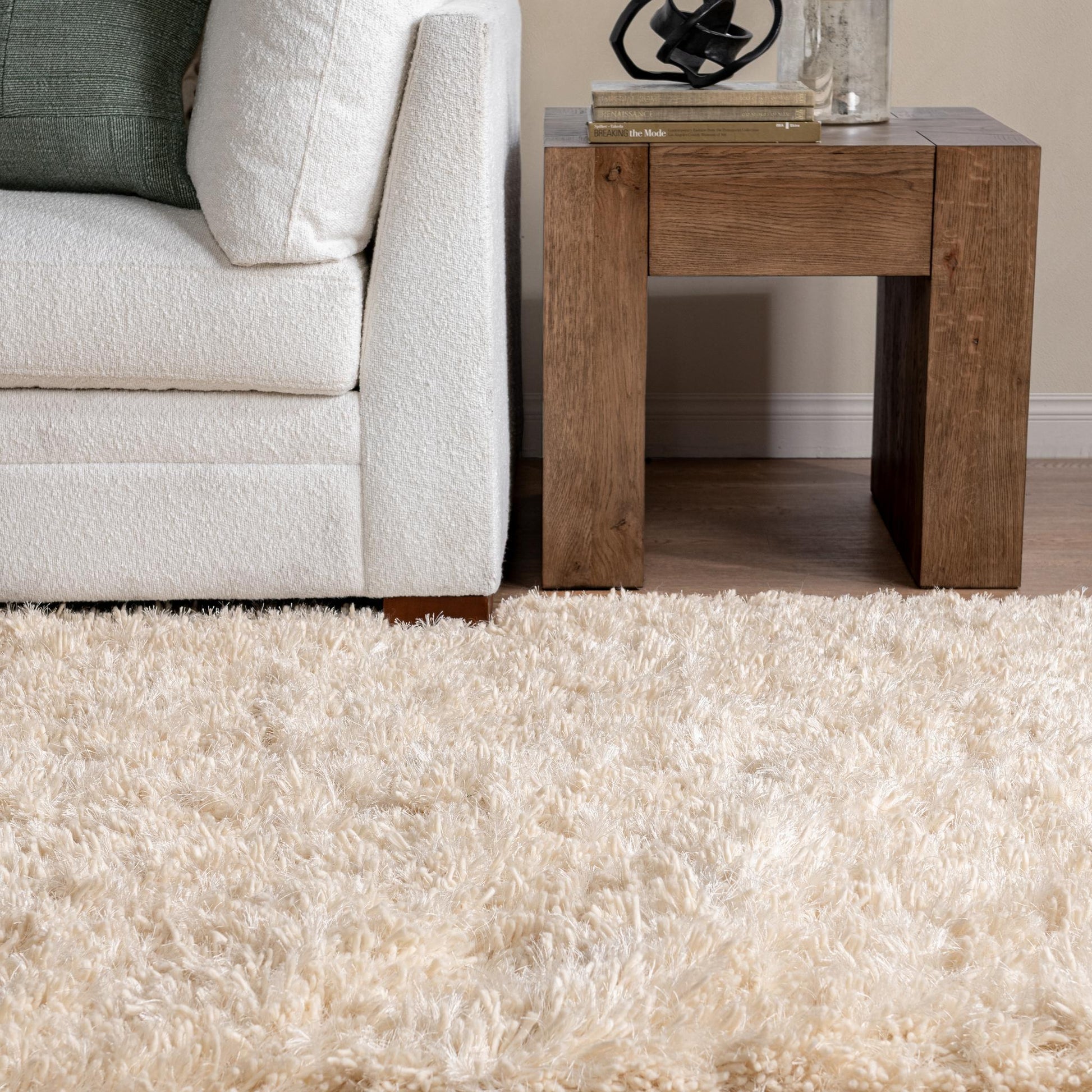 Surrey Shag - Ivory - 2'x3'