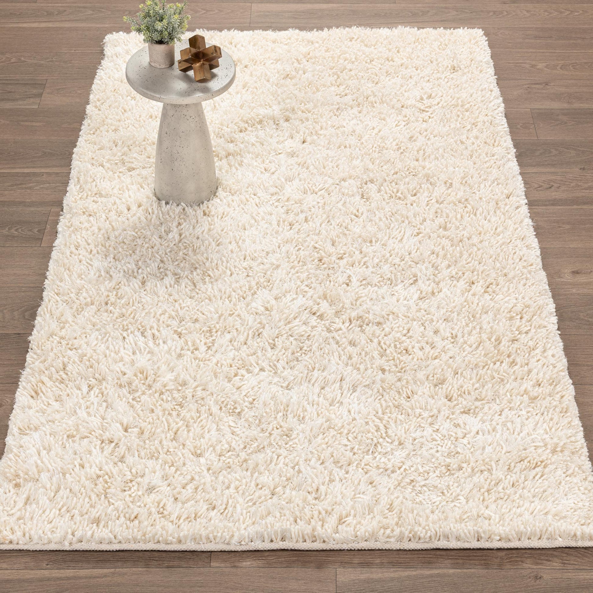 Surrey Shag - Ivory - 2'x3'