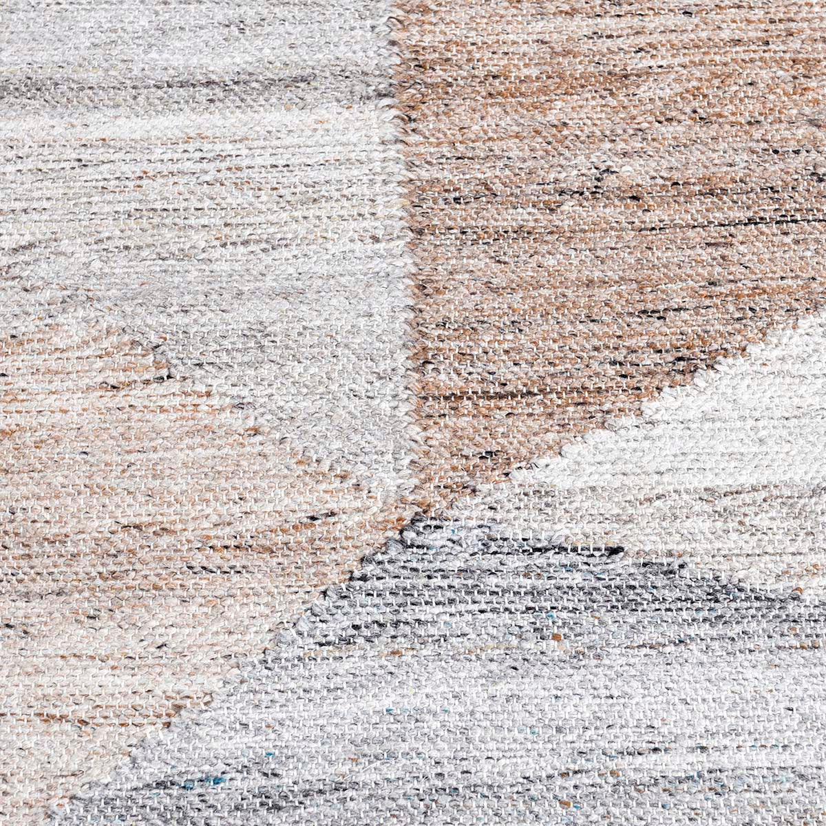 Indoor/Outdoor Savanna Rug - Multi - 2'x3'
