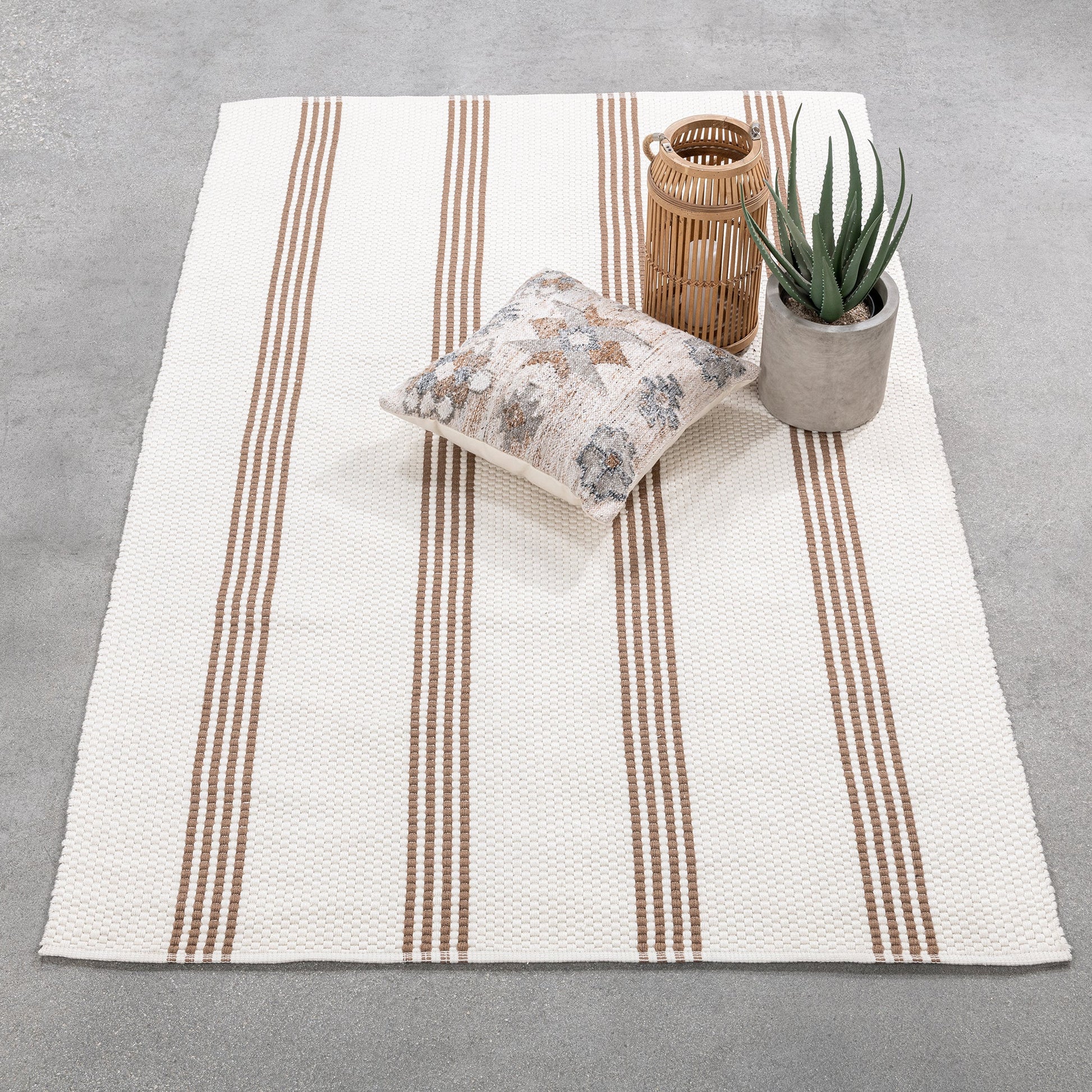 Performance Sorrento Stripe Rug - Ivory/Coconut Brown - 2'x3'