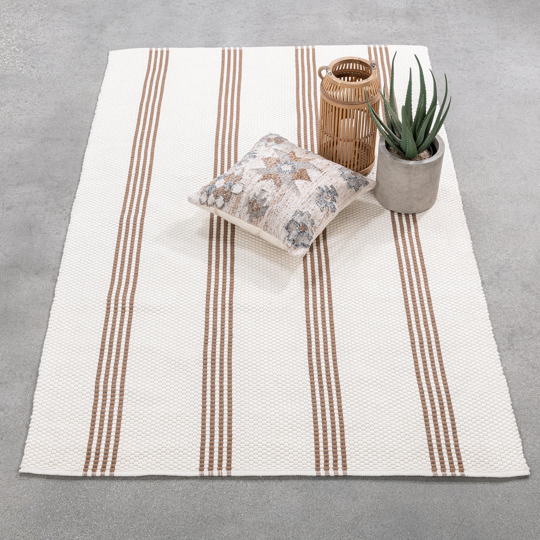 Performance Sorrento Stripe Rug - Ivory/Coconut Brown - 2'x3'