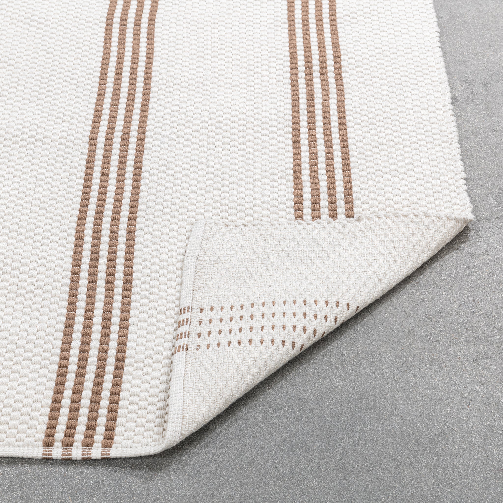 Performance Sorrento Stripe Rug - Ivory/Coconut Brown - 2'x3'
