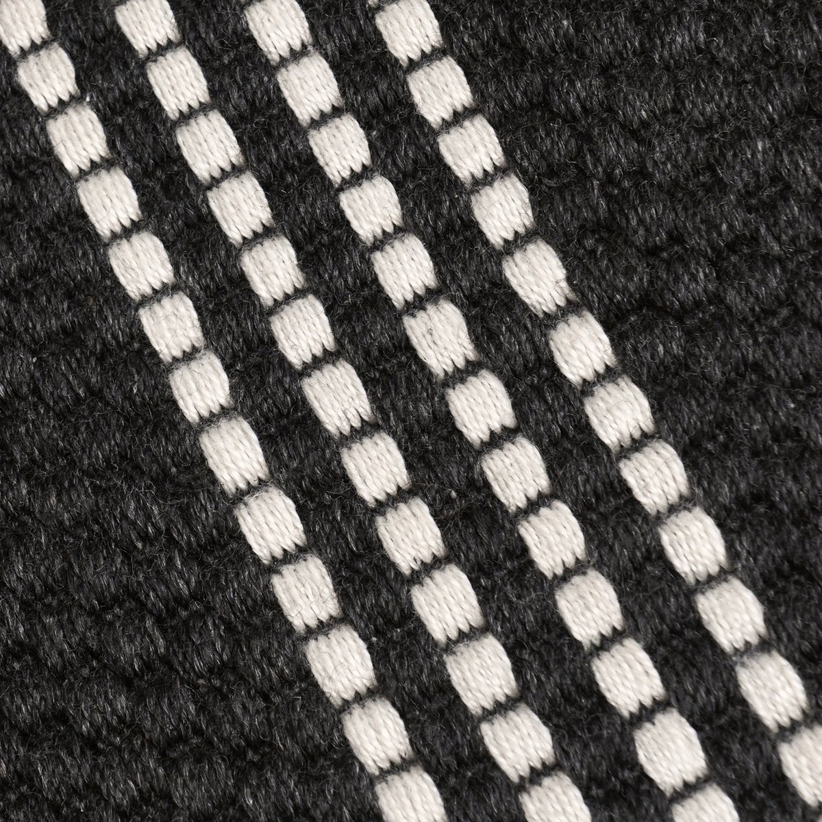 Performance Sorrento Stripe Rug - Charcoal/Ivory - 2.6'x8'