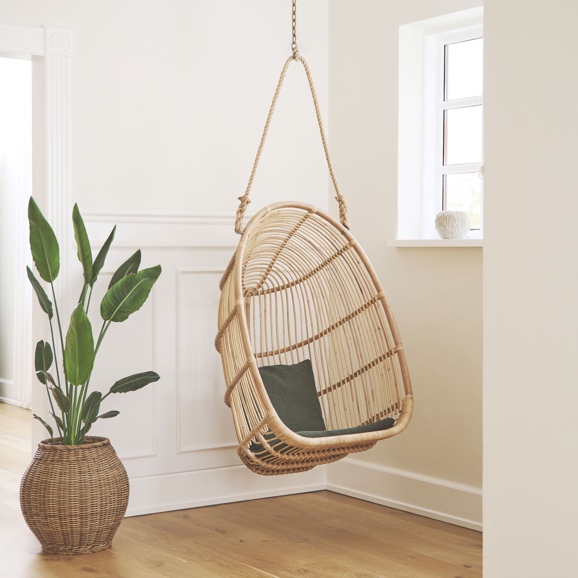 Renoir Hanging Chair by Sika Design - view 2
