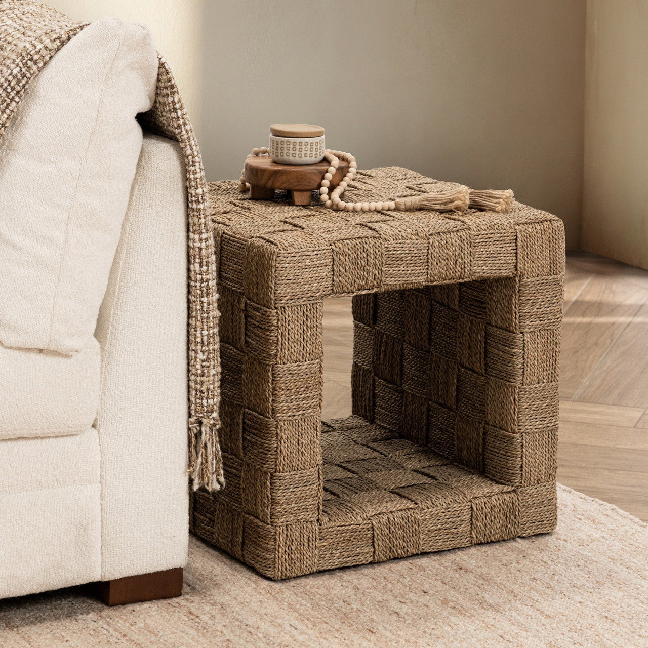 Neyla Square End Table