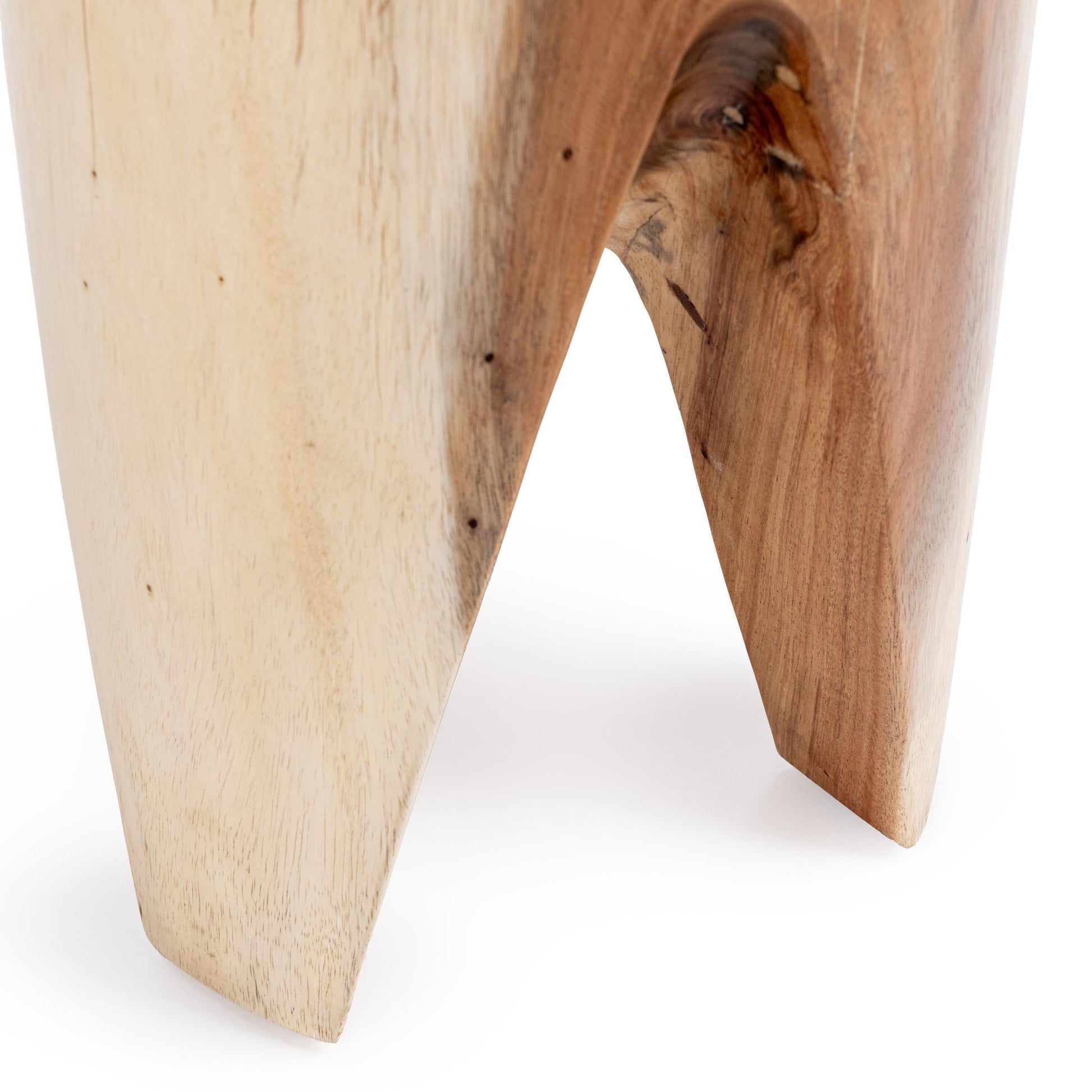 Vela Accent 18" Table - Natural