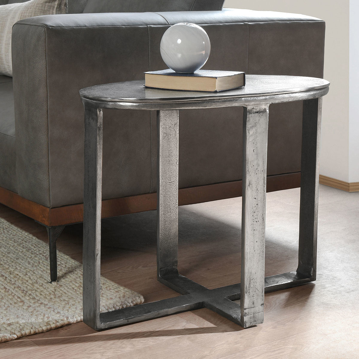 Flores Cast Aluminum Oval End Table