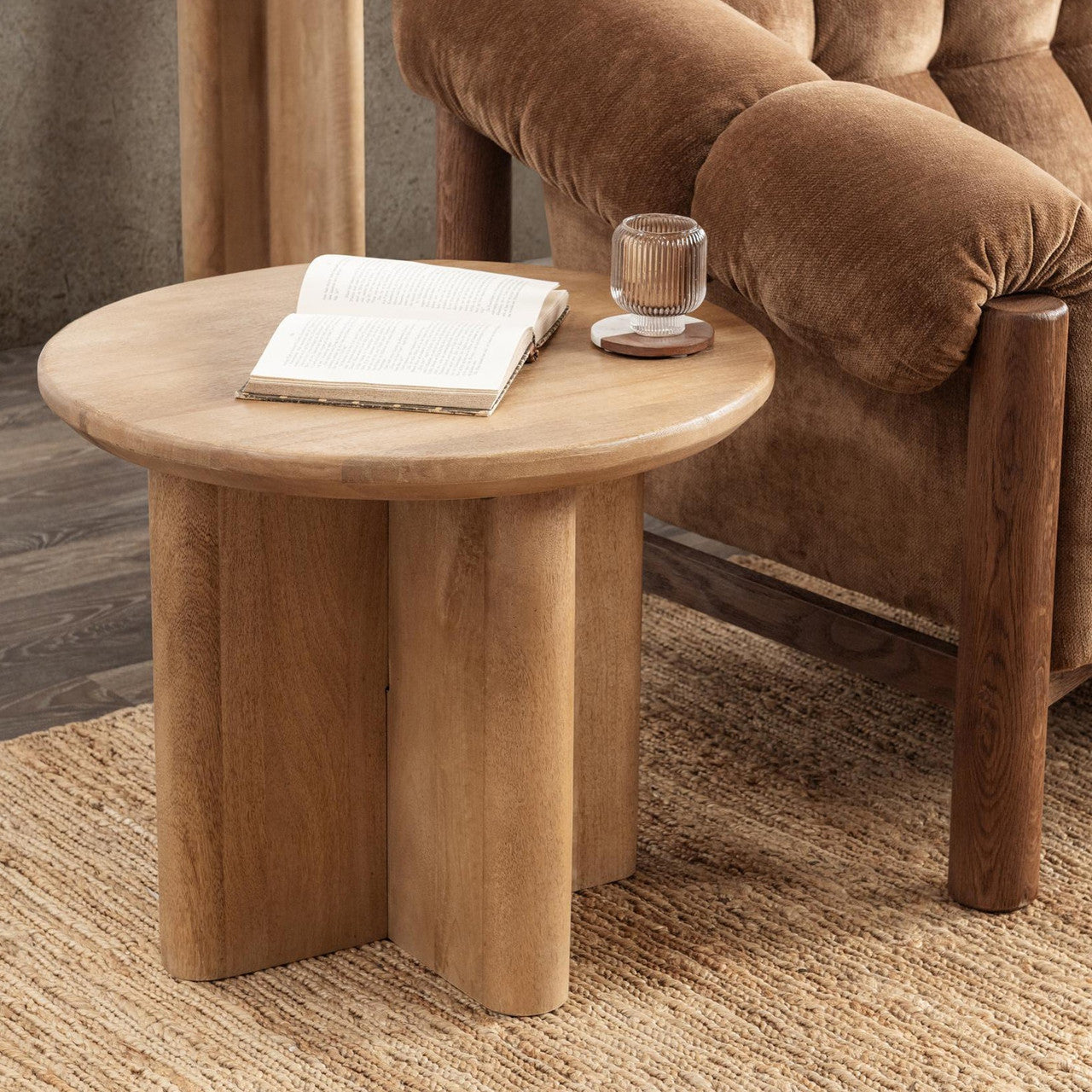 Montengo Round End Table